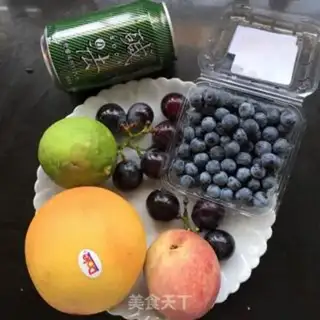 Make A colorful fruit popsicle step 0