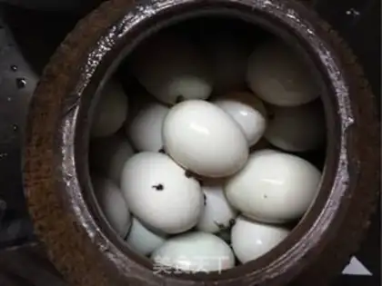Make A duck egg step 5