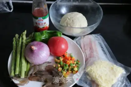 Make Shrimp veggie pizza step 0