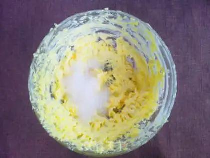 Make Almond cookies step 2