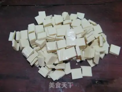 Make Soccer pepper tofu skin step 2