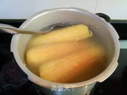 Make Water to boil old corn step 5