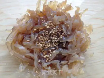 Make # Scrambling seafood # step 2