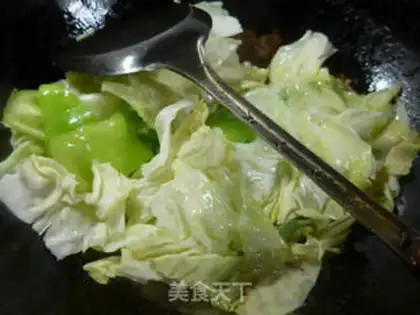 Make Pyramid and cabbage step 2