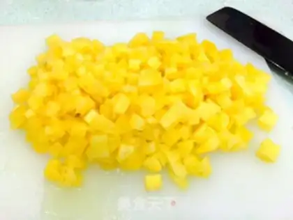 Make Pineapple step 0