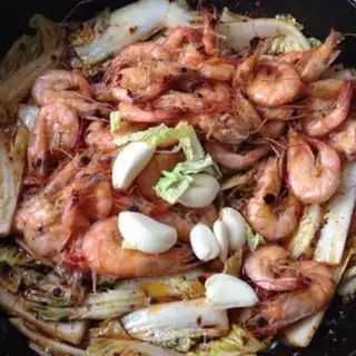 Make Spicy shrimp from a dry pot step 6