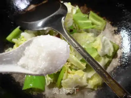 Make Pyramid and cabbage step 7