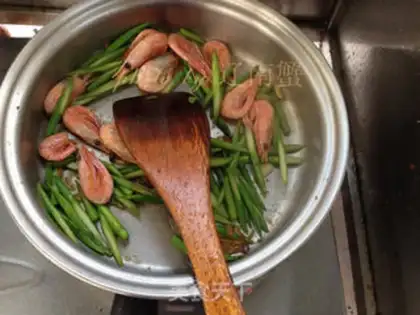 Make Sweet shrimp sauerkraut step 5