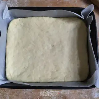 Make Onion pine rolls step 3