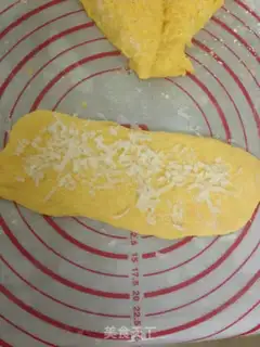Make Carrot coconut toast step 3