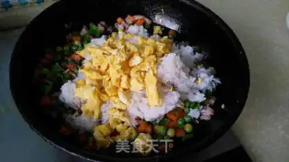Make Bacon with egg and rice step 7