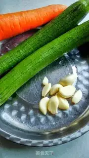 Make Garlic silk melon step 0