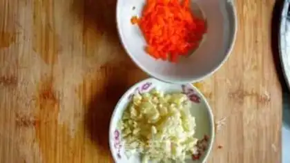 Make Garlic silk melon step 1