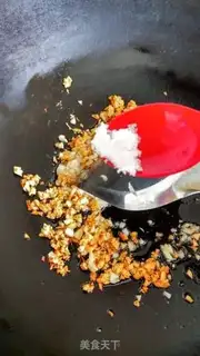 Make Garlic silk melon step 4
