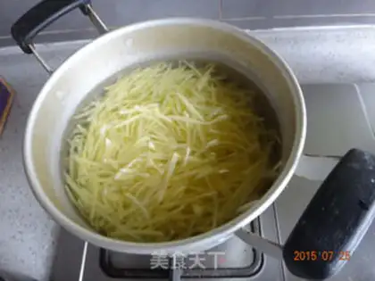 Make Red oil and potatoes step 1
