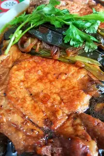 Make Shanghai Onion Burns a large steak step 11