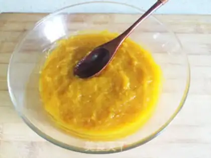 Make Goldmelon red palms step 1