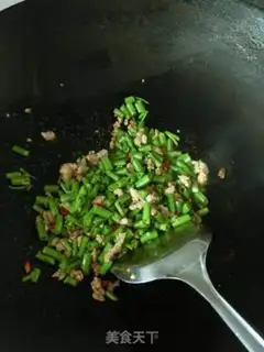 Make The bouquet with the meat step 6