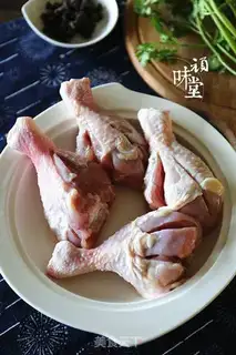 Make Wild Peas Steamed Chicken Legs step 1