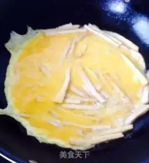 Make Soy fried eggs step 4