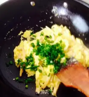 Make Soy fried eggs step 5
