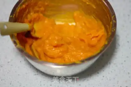 Make Butter pumpkin pound cake step 1