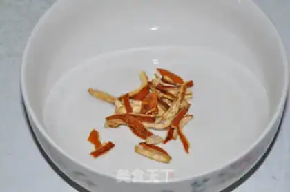 Make Sour plum soup step 1