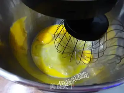 Make Chocolate cake rolls step 3