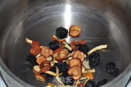 Make Sour plum soup step 4