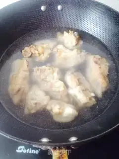 Make Red burning pig hoof step 1
