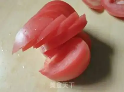 Make Tomato swans step 5