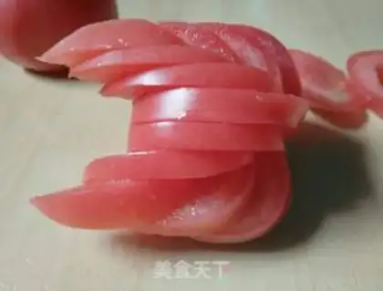 Make Tomato swans step 6