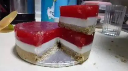 Make Watermelon yogurt mousse step 6