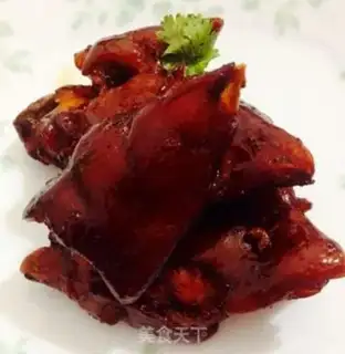 Make Red burning pig hoof step 10