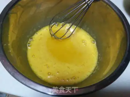 Make Big white lollipop cake step 2