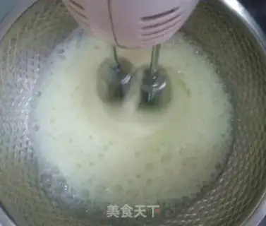 Make Six-inch fruit birthday cake step 4