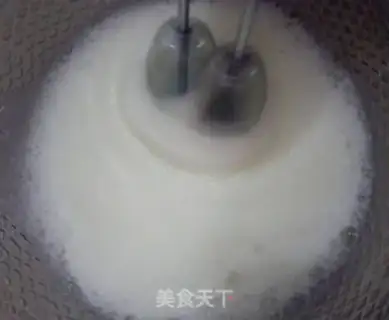 Make Six-inch fruit birthday cake step 5