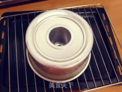 Make Chocolate twilight cake step 19