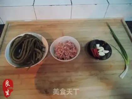 Make Sour bean fried meat step 0