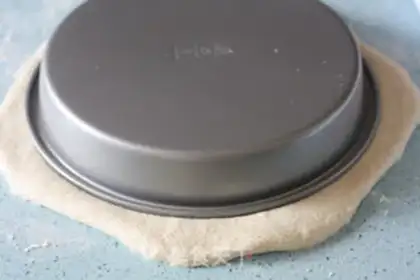 Make Bacon pizza by ham step 4