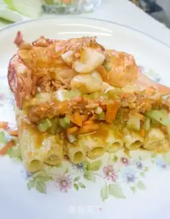 Make Mikilin tristar lobster pasta step 7