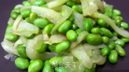 Make Watermelon peeled with beans step 3