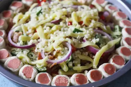 Make Bacon pizza by ham step 15