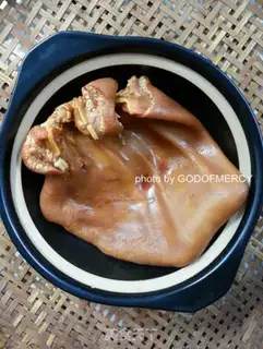 Make Fired pig ears step 5
