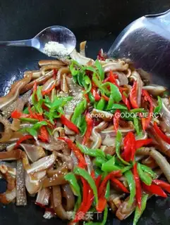 Make Fired pig ears step 10