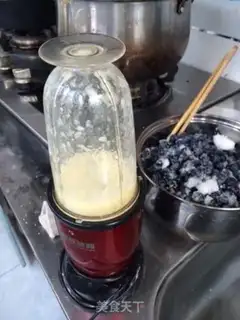 Make Blueberry jam step 5