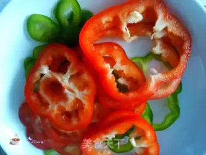 Make Twin pepper bacon pizza step 6