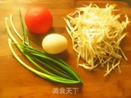 Make Tomato egg soup step 0