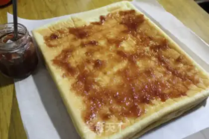 Make Four rolls of jam step 12