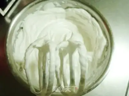 Make Nobita birthday cake step 10